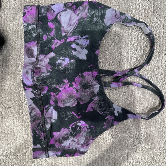 1 Lululemon energy bra - Picture 4 of 6